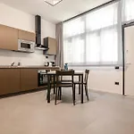 Saffi Lofts, Free Parking